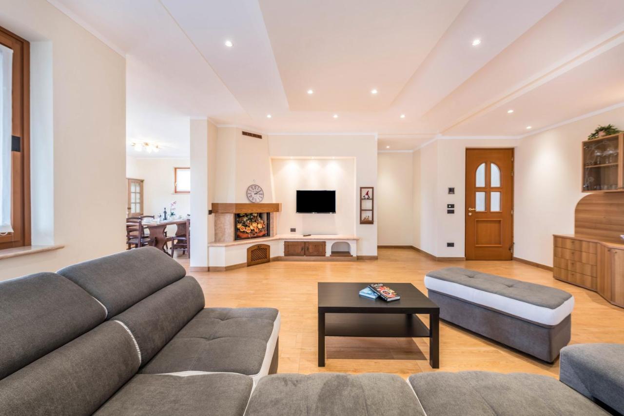 Passioncasa Διαμέρισμα Torri Del Benaco Εξωτερικό φωτογραφία