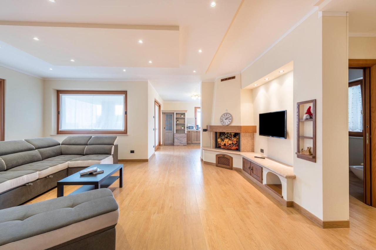 Passioncasa Διαμέρισμα Torri Del Benaco Εξωτερικό φωτογραφία